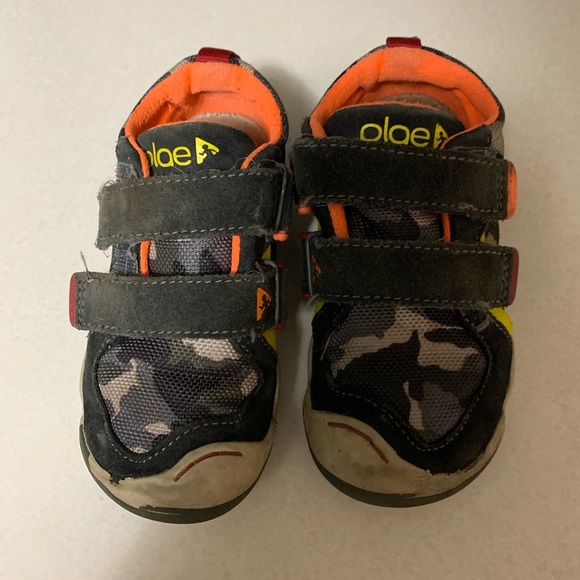 Plae size 9 shoes - Picture 1 of 3